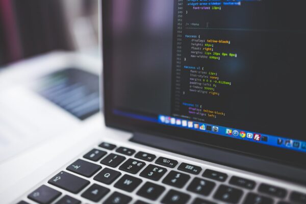 Desarrollo sitios web estáticos con HTML y CSS
